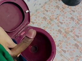 Mature Japanese pornstar masturbates in a street food shop stall