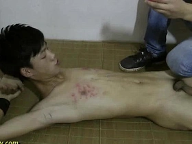 Straight gay BDSM with an Asian boy